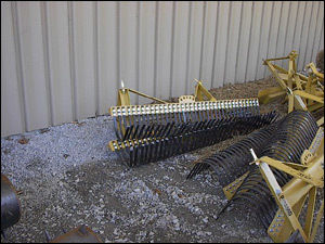 Tractor Linkage Rock Rake Tine Size: As Per Specification