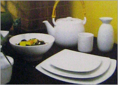 DESIGNER CROCKERY SET