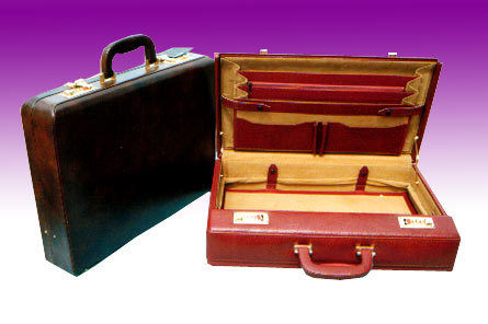 LEATHER BRIEFCASES