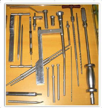 P.F. Nail Instrument Set