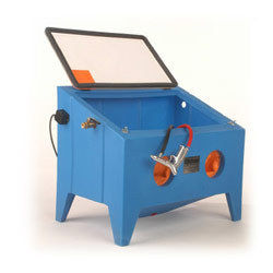 Blue Industrial Sand Blaster Machine