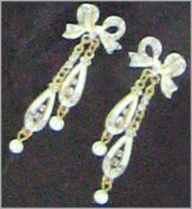 DIAMOND EARRINGS