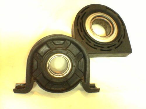 Centre Bearing - Rubber Composition, Anti-Vibrating Mounting | Customizable Features, High Durability, Efficient Noise Reduction