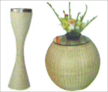 DESIGNER WOODEN VASES