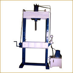 Hydraulic Lifting Machines