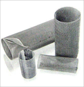 SANDWICH TYPE CYLINDRICAL SCREEN PACKS