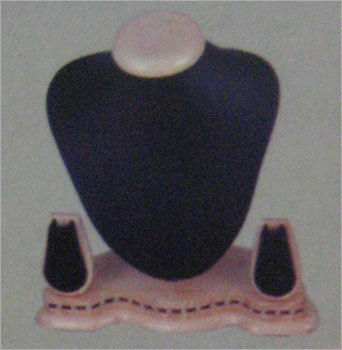 NECKLACE SET DISPLAY STAND