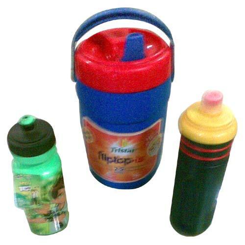 Plastic Water Bottles - Premium Quality Raw Material, Customizable Designs, Crack Resistant, Various Shapes and Sizes