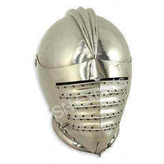 Maximilian Helmet