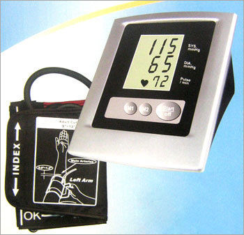 DIGITAL BLOOD PRESSURE MONITOR