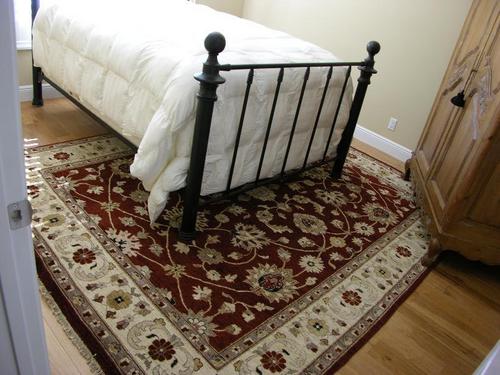FLOOR RUGS