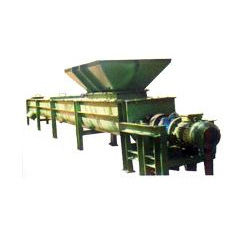 Horizontal Screw Conveyor - Superior Grade Steel Fabrication | Efficient Material Movement in Horizontal and Inclined Applications