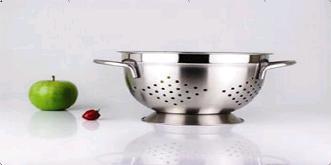 stainless steel colander