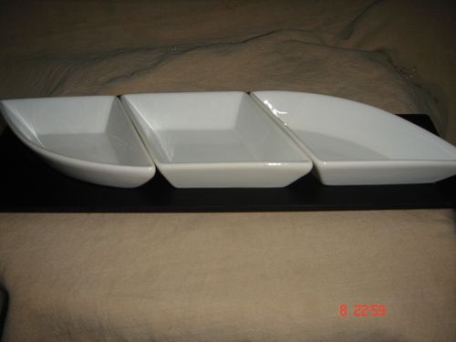 CERAMIC PICKLE SET WITH WOODEN TRAY