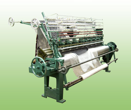USED MECHANICAL QUILTING MACHINE