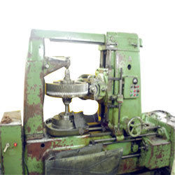 Gear Hobbing Machine