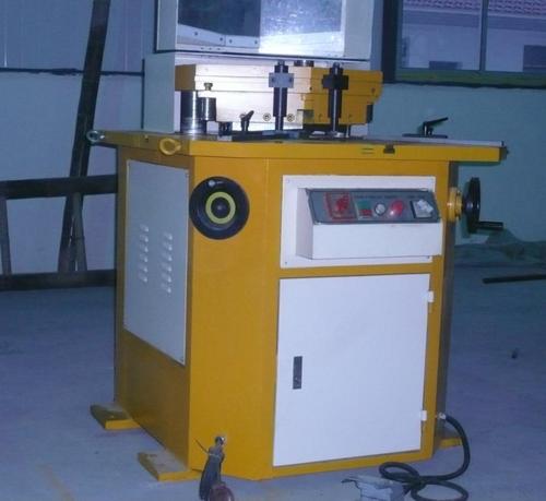 Semi Automatic Hydraulic Notching Machine Dimension(L*W*H): 1000X1000X1200 Millimeter (Mm)