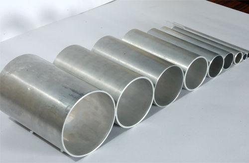 Silver Round Shape Aluminum Tubes