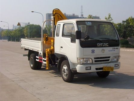 Truck Mounted with Crane