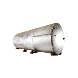 Storage Tanks - Superior Quality Stainless Steel, Robust Structure for Liquids and Gases