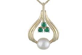 PENDANT WITH WHITE PEARL
