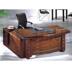 कैमिला ऑफिस डेस्क