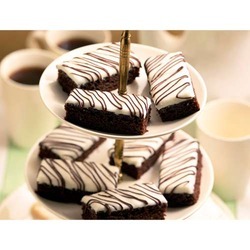 फूड केक और लॉफ्ट चॉकलेट केक