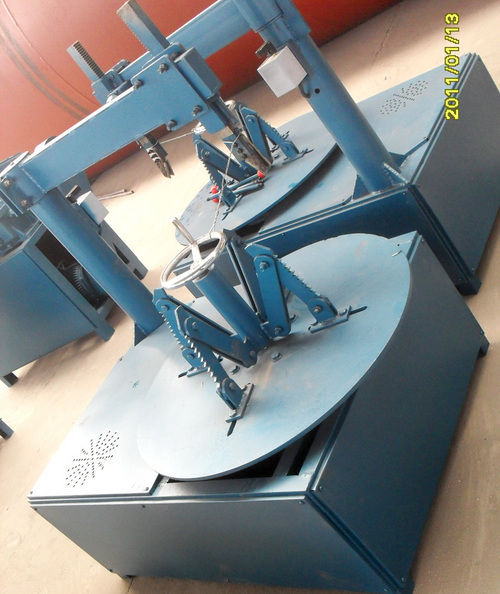 Waste Tyre Cutting Machines