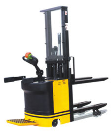 Hydraulic B. P. Double Pallet Lifting Stacker