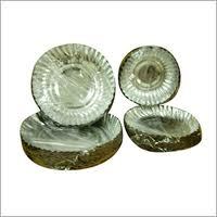 डिस्पोजेबल प्लेट्स और डूना