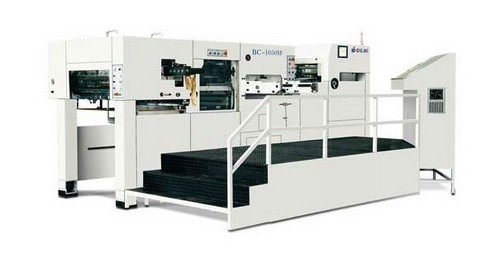 स्वचालित डाई-कटिंग और रो वेस्ट हॉट स्टैम्पिंग मशीन