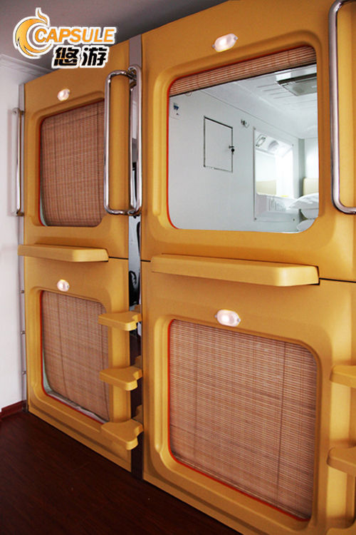 Vertical Capsule Hotel Sleeping Bed