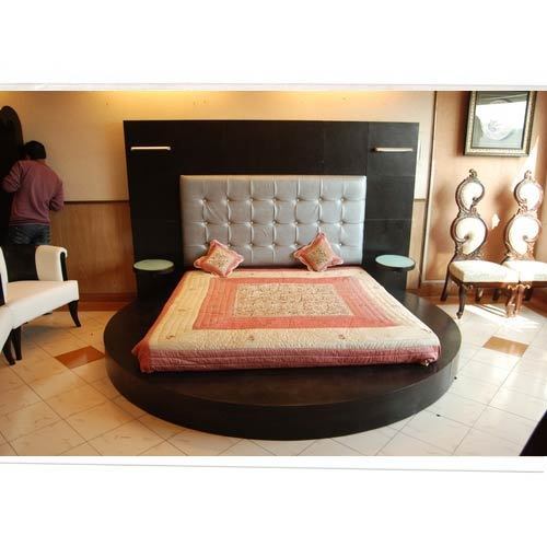 Oval Shaped Bed