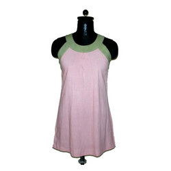 लेडीज़ टॉप और ट्यूनिक्स