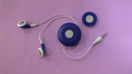 Magnetic Earphones