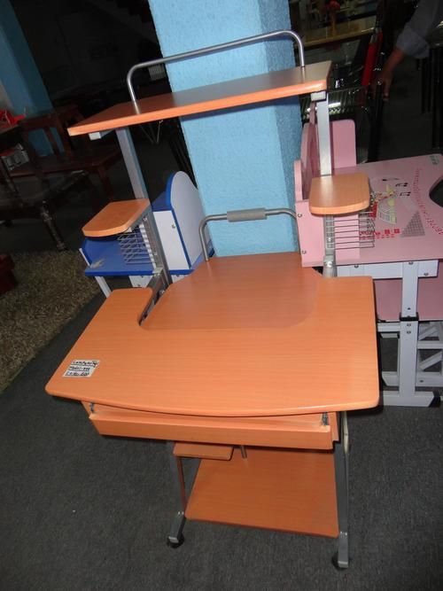 Folding Computer Table