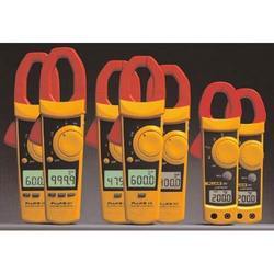 Fluke 320 and 330 Series Clamp Meter