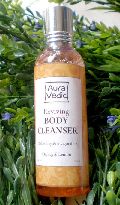 Ayurvedic Reviving Body Cleanser with Orange Lemon