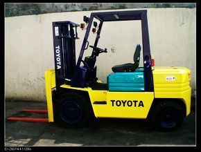 Used Forklift 3T (Toyota)