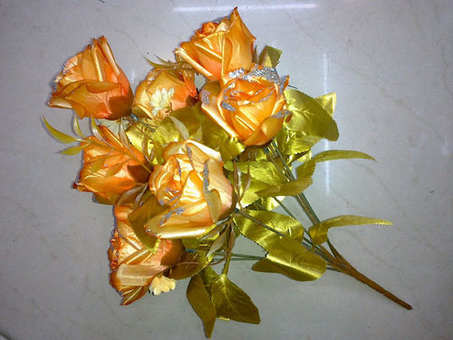 10H Golden Rose Bunch Flower