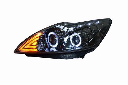 Bi-Xenon Projector Headlights For Focus