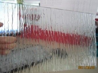 Clear Pattern Glass (Rain Down)