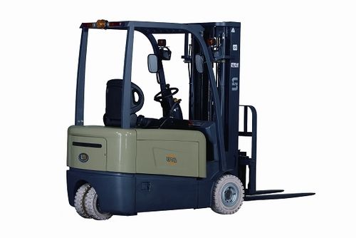 1.6T 3-Wheel Electric Forklift