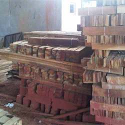 Pine Wood Pallets - High Quality, Excellent Strength , Customized Dimensions for Versatile Use in Furniture and Packaging