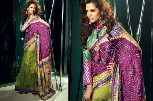 लश एलो वेरा ग्रीन और पिंक (गुलाबी) एम्ब्रॉयडरी वाली साड़ी