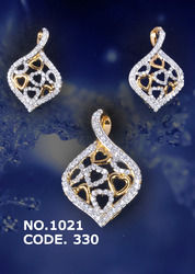 Cz Pendant Set