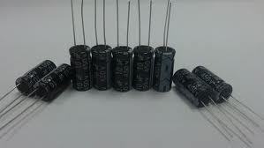 Capacitor 10/450 V