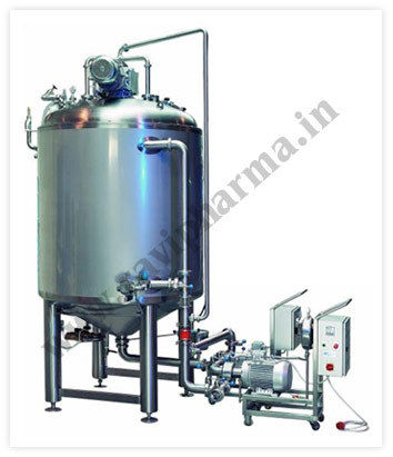 Distilled Water Storage Tank - SS316 Quality, 100 to 2000 Liters Capacity | Polished Mirror Finish, Drain Cock, Castor Wheel Mounted Legs