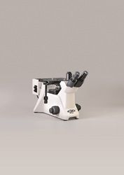 inverted metallurgical microscope