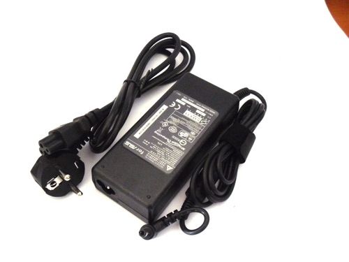 Laptop Adapter (19v 4.74a 90w 5.5*2.5 Black)